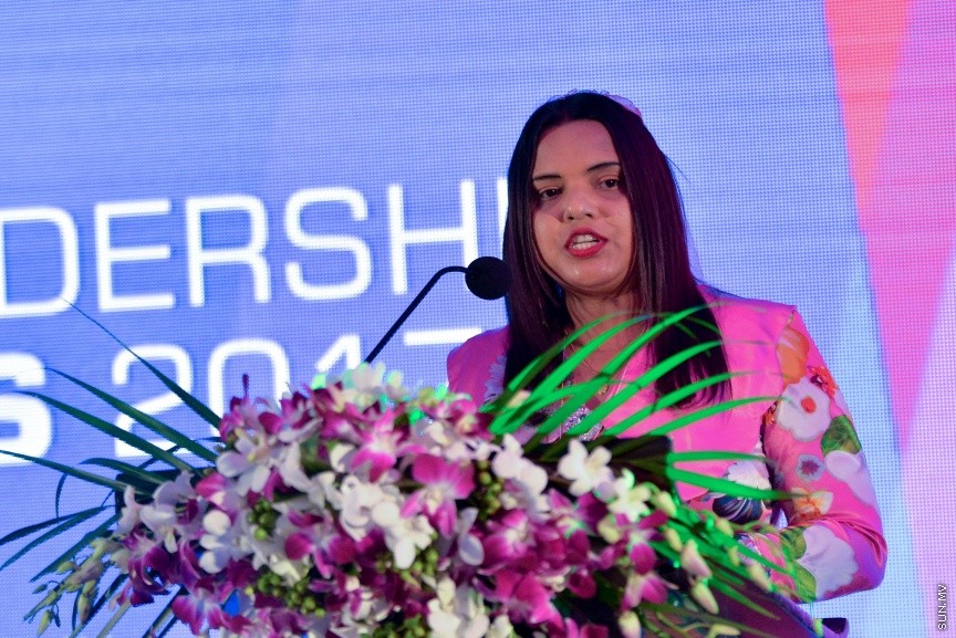 14 ސެޕްޓެމްބަރ 2017: ވިމެން އިން މެނޭޖްމަންޓްގެ ރާއްޖޭގެ ގޮފި އިފްތިތާހު ކުރުމަށް މިރޭ ހޮޓަލް ޖެންގައި ބޭއްވި ރަސްމިއްޔާތުގެ ތެރެއިން---ސަން ފޮޓޯ/ މުހައްމަދު އަފްރާހް 