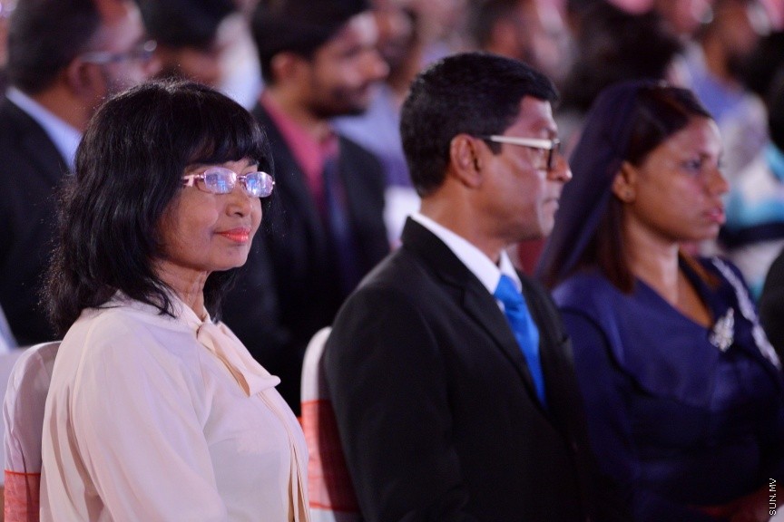އޮކްޓޯބަރ 1، 2017: ދަރުބާރުގޭގައި ބޭއްވުނު އުރީދޫގެ ފުރަތަމަ އަހަރީ  އާންމު ޖަލްސާގެ ތެރެއިން -- ސަން ފޮޓޯ/ ފަޔާޒު މޫސާ