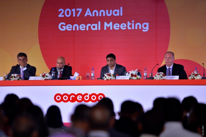 އޮކްޓޯބަރ 1، 2017: ދަރުބާރުގޭގައި ބޭއްވުނު އުރީދޫގެ ފުރަތަމަ އަހަރީ  އާންމު ޖަލްސާގެ ތެރެއިން -- ސަން ފޮޓޯ/ ފަޔާޒު މޫސާ