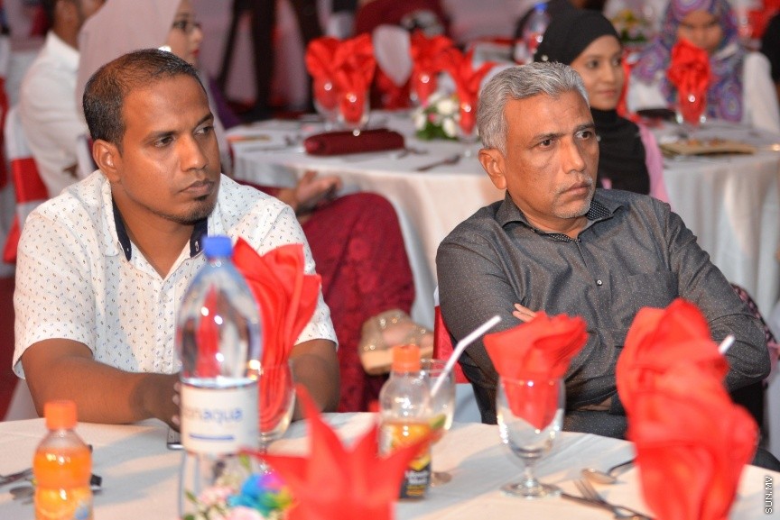 މޯލްޑިވްސް މީޑިޔާ ކައުންސިލުން ދޭ ނޫސްވެރިކަމުގެ އިނާމު 2016 ދިނުމުގެ ރަސްމިއްޔާތުގެ ތެރެއިން -- ސަން ފޮޓޯ/ މުހައްމަދު އަފްރާހް