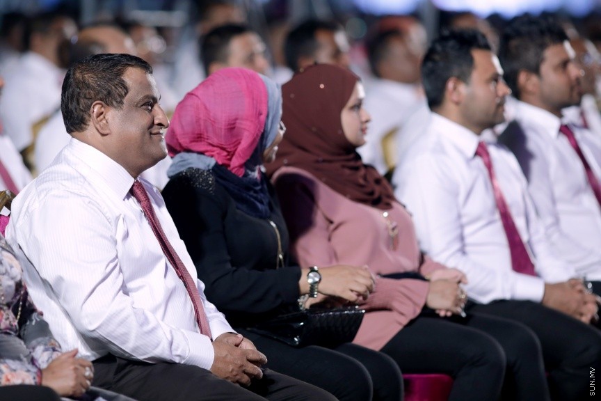 އޮކްޓޯބަރ 19، 2017: ޕީޕީއެމުން "ތައްޔާރު"ގެ ނަމުގައި ކާނިވާ ސަރަހައްދުގައި ބޭއްވި ޖަލްސާގެ ތެރެއިން -- ސަން ފޮޓޯ/ ފަޔާޒު މޫސާ