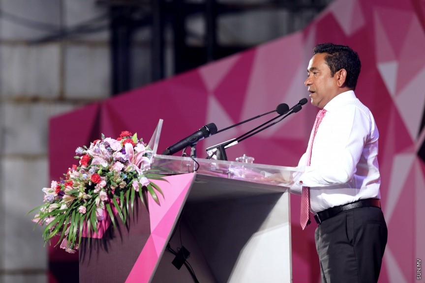 އޮކްޓޯބަރ 19، 2017: ޕީޕީއެމުން "ތައްޔާރު"ގެ ނަމުގައި ކާނިވާ ސަރަހައްދުގައި ބޭއްވި ޖަލްސާގެ ތެރެއިން -- ސަން ފޮޓޯ/ ފަޔާޒު މޫސާ
