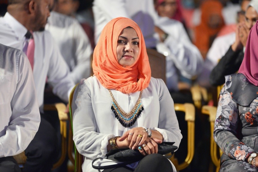 އޮކްޓޯބަރ 19، 2017: ޕީޕީއެމުން "ތައްޔާރު"ގެ ނަމުގައި ކާނިވާ ސަރަހައްދުގައި ބޭއްވި ޖަލްސާގެ ތެރެއިން -- ސަން ފޮޓޯ/ ފަޔާޒު މޫސާ