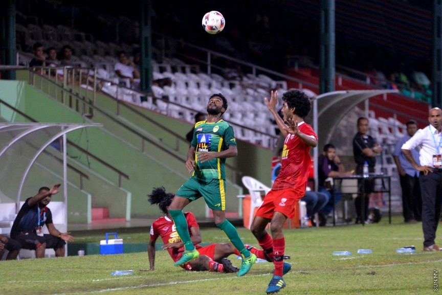 އުރީދޫ ދިވެހި ޕްރިމިއާރ ލީގުގައި ޓީސީ އާއި މާޒިޔާ ބައްދަލު ކުރި މެޗުގެ ތެރެއިން: 2-1  ގެ ނަތީޖާއަކުން މެޗު ކާމިޔާބް ކުރީ ޓީސީ---ސަން ފޮޓޯ/ މުހައްމަދު އަފްރާހް 