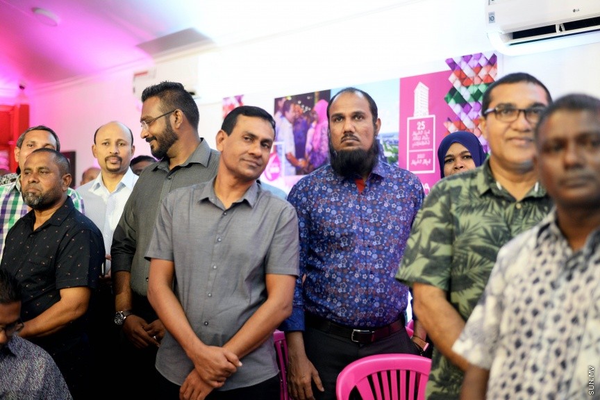 އޮކްޓޯބަރ 30، 2017: "ފިޔާތޮށި ޖަގަހަ"އިގެ ނަމުގައި ޕްރޮގްރެސިވް ޕާޓީ އޮފް މޯލްޑިވްސް އިން މާފަންނުގައި ކެމްޕެއިން ޖަގަހައެއް ހުޅުވުމަށް ބޭއްވި ހަފްލާގެ ތެރެއިން -- ސަން ފޮޓޯ/ ފަޔާޒު މޫސާ