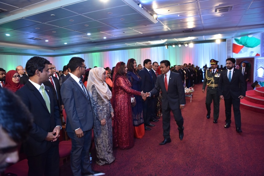 ނޮވެމްބަރ 11، 2017: ޖުމްހޫރީ ދުވަސް ފާހަގަކުރުމަށް ދަރުބާރުގޭގައި ބޭއްވި ޚާއްސަ ޖަލްސާގެ ތެރެއިން -- ފޮޓޯ/ ރައީސް އޮފީސް