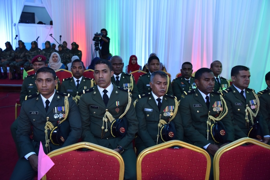 ނޮވެމްބަރ 11، 2017: ޖުމްހޫރީ ދުވަސް ފާހަގަކުރުމަށް ދަރުބާރުގޭގައި ބޭއްވި ޚާއްސަ ޖަލްސާގެ ތެރެއިން -- ފޮޓޯ/ ރައީސް އޮފީސް