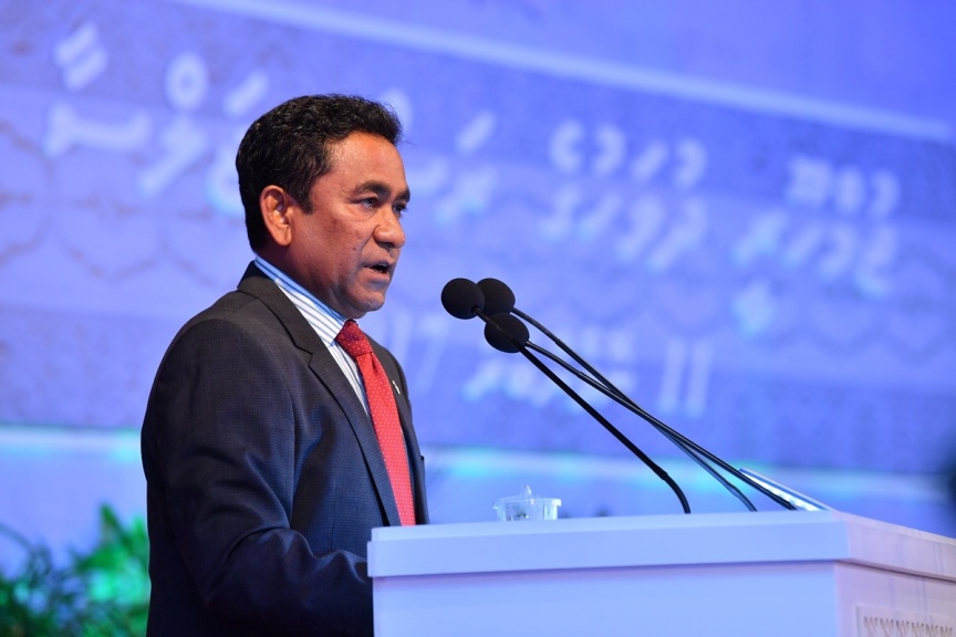 ނޮވެމްބަރ 11، 2017: ޖުމްހޫރީ ދުވަސް ފާހަގަކުރުމަށް ދަރުބާރުގޭގައި ބޭއްވި ޚާއްސަ ޖަލްސާގެ ތެރެއިން -- ފޮޓޯ/ ރައީސް އޮފީސް