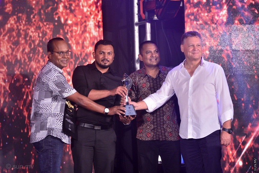 އަދާރަން ސެލެކްޓް ހުދުރަންފުށީގައި ކުރިއަށްދިޔަ، މަޓާޓޯ މޯލްޑިވްސް ޓްރެވަލް އެވާރޑްސް ގާލާ 2017 އިވެންޓްގެ ތެރެއިން---ސަން ފޮޓޯ/ މުހައްމަދު އަފްރާޙް