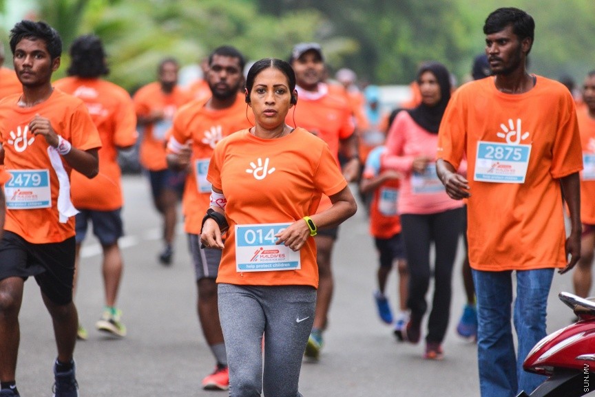 ނޮޮވެމްބަރ 24، 2017: ދިރާގު މޯލްޑިވްސް ރޯޑް ރޭސްގެ ތެރެއިން -- ސަން ފޮޓޯ/ ފަޔާޒު މޫސާ