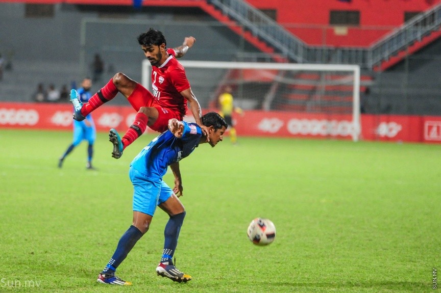 އެފްއޭ ކަޕްގެ ފައިނަލުގައި ނިއު އާއި ޓީސީ ބައްދަލުކުރި މެޗުގެ ތެރެއިން: އެ މެޗު ކާމިޔާބުކޮށް، ނިއު އިން ވަނީ 12 ވަނަ ފަހަރަށް އެފްއޭ ކަޕް ކާމިޔާބުކޮށްފައި --- ސަން ފޮޓޯ/ މުހައްމަދު އަފްރާހް