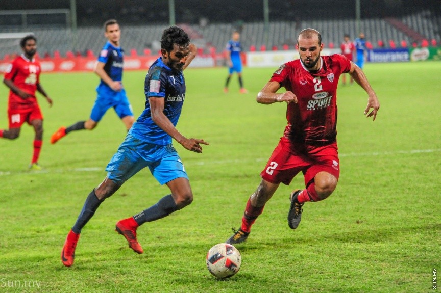 އެފްއޭ ކަޕްގެ ފައިނަލުގައި ނިއު އާއި ޓީސީ ބައްދަލުކުރި މެޗުގެ ތެރެއިން: އެ މެޗު ކާމިޔާބުކޮށް، ނިއު އިން ވަނީ 12 ވަނަ ފަހަރަށް އެފްއޭ ކަޕް ކާމިޔާބުކޮށްފައި --- ސަން ފޮޓޯ/ މުހައްމަދު އަފްރާހް