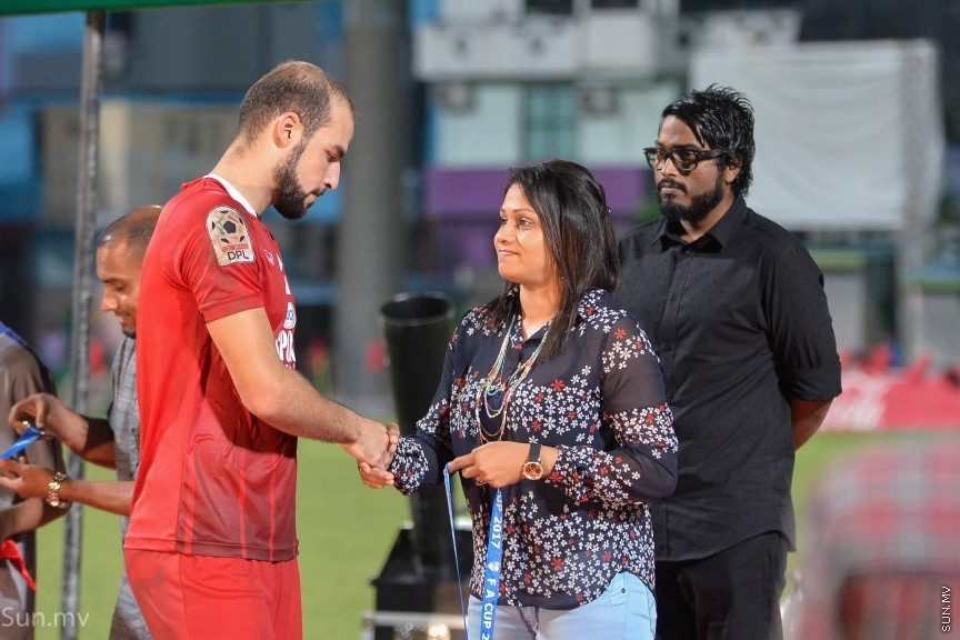 ނިއު އިން 12 ވަނަ ފަހަރަށް އެފްއޭ ކަޕް ކާމިޔާބުކުރުން: ނިއު އިން މިއަހަރުގެ އެފްއޭ ކަޕް ކާމިޔާބުކުރީ ފައިނަލުގައި ޓީސީ ބަލިކޮށްގެން --- ސަން ފޮޓޯ/ މުހައްމަދު އަފްރާހް