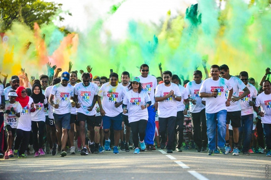 ޑިސެމްބަރ 8، 2017: އުރީދޫއިން ޔުނިކްސް ސްޕޯޓްސްއާ ގުޅިގެން ހުޅުމާލޭގައި ބޭއްވި ކުލަގަދަ އިވެންޓް "ކަލާ ރަން"ގެ ތެރެއިން -- ސަން ފޮޓޯ/ ފަޔާޒު މޫސާ