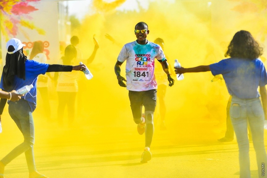 ޑިސެމްބަރ 8، 2017: އުރީދޫއިން ޔުނިކްސް ސްޕޯޓްސްއާ ގުޅިގެން ހުޅުމާލޭގައި ބޭއްވި ކުލަގަދަ އިވެންޓް "ކަލާ ރަން"ގެ ތެރެއިން -- ސަން ފޮޓޯ/ ފަޔާޒު މޫސާ