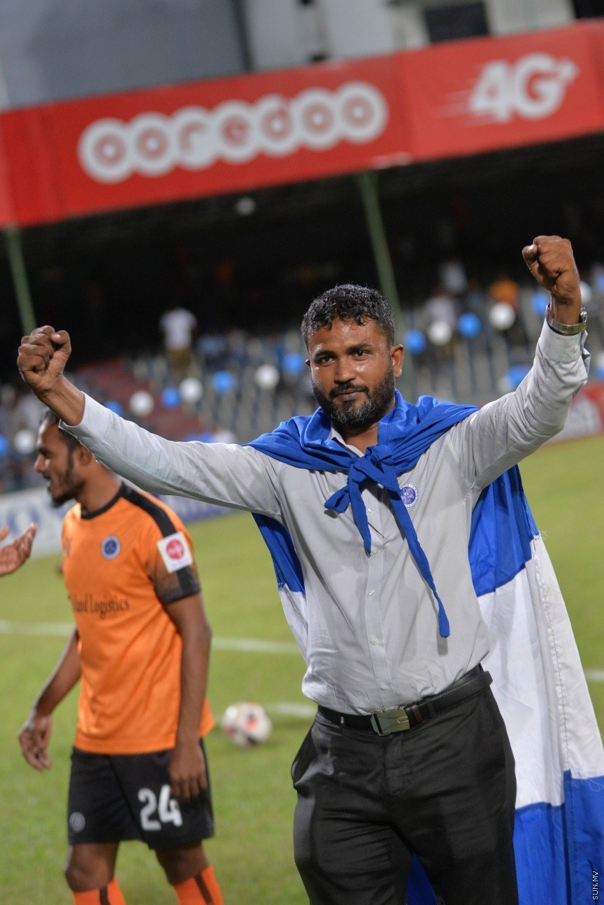 ޕްރެޒިޑެންޓްސް ކަޕް ފައިނަލްގައި ނިއު ރޭޑިއަންޓާއި ޓީސީ ސްޕޯޓްސް ކްލަބު ބައްދަލުކުރިމެޗުގެ ތެރެއިން: ރޭ ކުޅުނު ފައިނަލް މެޗުގައި ޓީސީ އަތުން 3-0 އިން މޮޅުވެގެން މުބާރާތުގެ ޗެމްޕިއަންކަން 12 ވަނަ ފަހަރަށް ނިއު އިން ވަނީ ހޯދާފަ --- ސަން ފޮޓޯ/ މުހައްމަދު އަފްރާހް