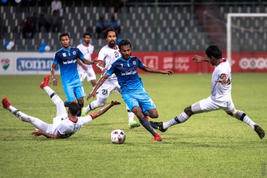 ޕްރެޒިޑެންޓްސް ކަޕް ފައިނަލްގައި ނިއު ރޭޑިއަންޓާއި ޓީސީ ސްޕޯޓްސް ކްލަބު ބައްދަލުކުރިމެޗުގެ ތެރެއިން: ރޭ ކުޅުނު ފައިނަލް މެޗުގައި ޓީސީ އަތުން 3-0 އިން މޮޅުވެގެން މުބާރާތުގެ ޗެމްޕިއަންކަން 12 ވަނަ ފަހަރަށް ނިއު އިން ވަނީ ހޯދާފަ --- ސަން ފޮޓޯ/ މުހައްމަދު އަފްރާހް