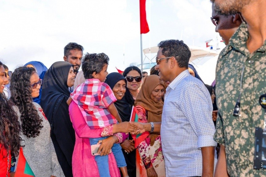 ރައީސުލްޖުމްހޫރިއްޔާ އަބްދުﷲ ޔާމީން އަބްދުލް ޤައްޔޫމް، ނ. އަތޮޅު ވެލިދޫއަށް ވަޑައިގަތުން -- ސަން ފޮޓޯ: ޝާން މުޙައްމަދު 