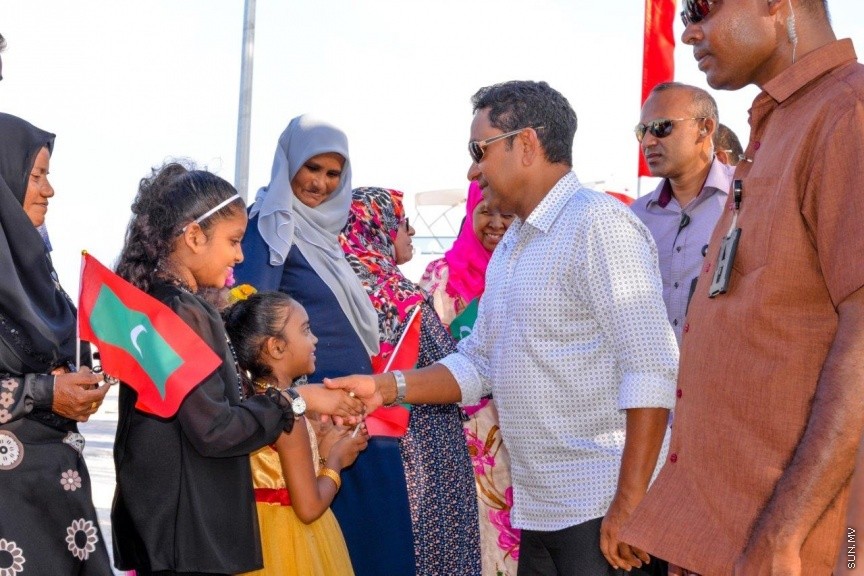ރައީސުލްޖުމްހޫރިއްޔާ އަބްދުﷲ ޔާމީން އަބްދުލް ޤައްޔޫމް، ނ. އަތޮޅު ވެލިދޫއަށް ވަޑައިގަތުން -- ސަން ފޮޓޯ: ޝާން މުޙައްމަދު 