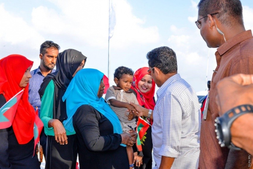 ރައީސުލްޖުމްހޫރިއްޔާ އަބްދުﷲ ޔާމީން އަބްދުލް ޤައްޔޫމް، ނ. އަތޮޅު ވެލިދޫއަށް ވަޑައިގަތުން -- ސަން ފޮޓޯ: ޝާން މުޙައްމަދު 