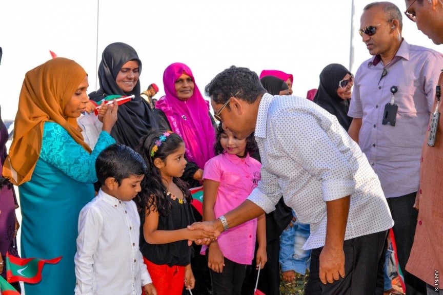 ރައީސުލްޖުމްހޫރިއްޔާ އަބްދުﷲ ޔާމީން އަބްދުލް ޤައްޔޫމް، ނ. އަތޮޅު ވެލިދޫއަށް ވަޑައިގަތުން -- ސަން ފޮޓޯ: ޝާން މުޙައްމަދު 
