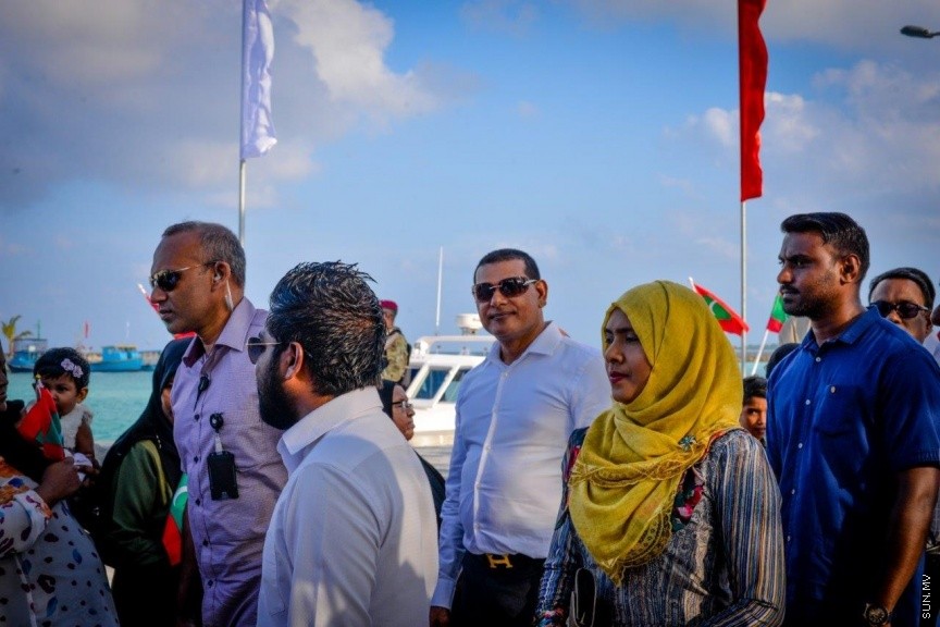 ރައީސުލްޖުމްހޫރިއްޔާ އަބްދުﷲ ޔާމީން އަބްދުލް ޤައްޔޫމް، ނ. އަތޮޅު ވެލިދޫއަށް ވަޑައިގަތުން -- ސަން ފޮޓޯ: ޝާން މުޙައްމަދު 