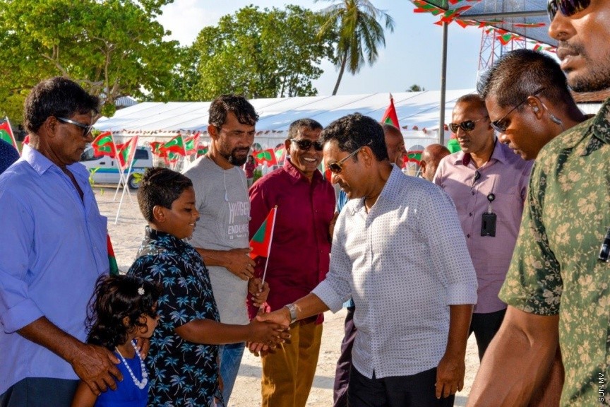 ރައީސުލްޖުމްހޫރިއްޔާ އަބްދުﷲ ޔާމީން އަބްދުލް ޤައްޔޫމް، ނ. އަތޮޅު ވެލިދޫއަށް ވަޑައިގަތުން -- ސަން ފޮޓޯ: ޝާން މުޙައްމަދު 