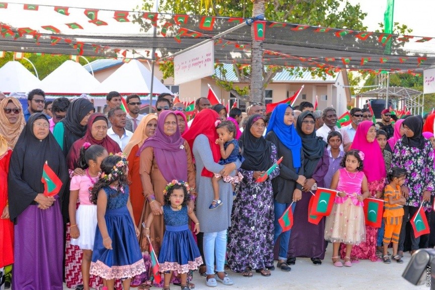 ރައީސުލްޖުމްހޫރިއްޔާ އަބްދުﷲ ޔާމީން އަބްދުލް ޤައްޔޫމް، ނ. އަތޮޅު ވެލިދޫއަށް ވަޑައިގަތުން -- ސަން ފޮޓޯ: ޝާން މުޙައްމަދު 
