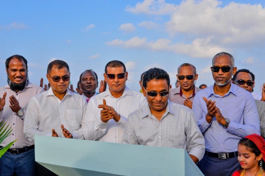 ރައީސުލްޖުމްހޫރިއްޔާ އަބްދުﷲ ޔާމީން އަބްދުލް ޤައްޔޫމް، ނ. އަތޮޅު ވެލިދޫއަށް ވަޑައިގަތުން -- ސަން ފޮޓޯ: ޝާން މުޙައްމަދު 