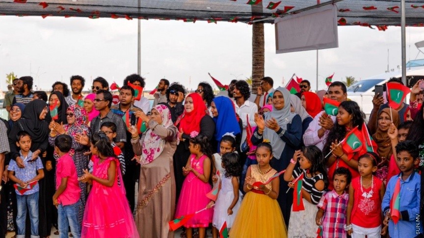ރައީސުލްޖުމްހޫރިއްޔާ އަބްދުﷲ ޔާމީން އަބްދުލް ޤައްޔޫމް، ނ. އަތޮޅު ވެލިދޫއަށް ވަޑައިގަތުން -- ސަން ފޮޓޯ: ޝާން މުޙައްމަދު 