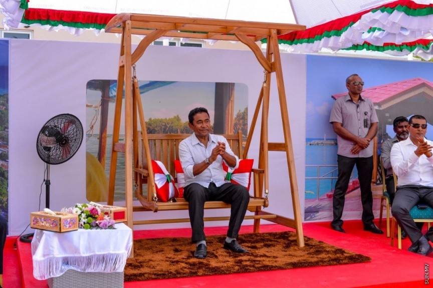 ރައީސުލްޖުމްހޫރިއްޔާ އަބްދުﷲ ޔާމީން އަބްދުލް ޤައްޔޫމް، ނ. އަތޮޅު ވެލިދޫއަށް ވަޑައިގަތުން -- ސަން ފޮޓޯ: ޝާން މުޙައްމަދު 