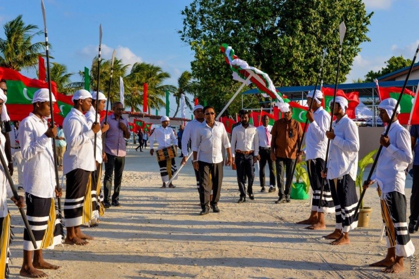 ރައީސުލްޖުމްހޫރިއްޔާ އަބްދުﷲ ޔާމީން އަބްދުލް ޤައްޔޫމް، ނ. އަތޮޅު ވެލިދޫއަށް ވަޑައިގަތުން -- ސަން ފޮޓޯ: ޝާން މުޙައްމަދު 