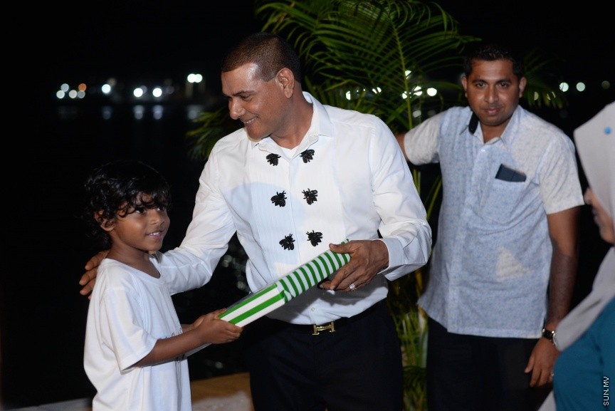 ސަދަގާތު ފައުންޑޭޝަނުން ބޭއްވި ހިތާނީ ފެސްޓިވަލް ނިންމުމުގެ  ރަސްމިއްޔާތުގެ ތެރެއިން---ސަން ފޮޓޯ/ މުހައްމަދު އަފްރާހް 