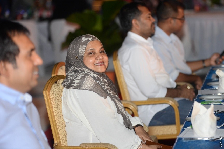 ސަދަގާތު ފައުންޑޭޝަނުން ބޭއްވި ހިތާނީ ފެސްޓިވަލް ނިންމުމުގެ  ރަސްމިއްޔާތުގެ ތެރެއިން---ސަން ފޮޓޯ/ މުހައްމަދު އަފްރާހް 