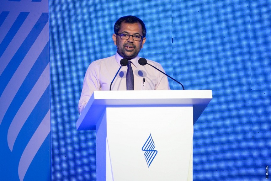  17 ޖެނުއަރީ 2018: އެނބޫދޫފަޅުގައި އިންވެސްޓްކުރުމަށްޓަކައި ބޭރުގެ ފަރާތްތަކާއި ދިވެހި ވިޔަފާރިތައް ގުޅައިދިނުމަށް ބާއްވާ އިންވެސްޓްމެންޓް ރީޓެއިލް އޮޕަޗިއުނިޓީ ފޯރަމް: ތައިލެންޑުގެ ސިންހަ އެސްޓޭޓުން، އާޓުގެލެރީގައި ބާއްވާ މި ފޯރަމް ކުރިއަށް ދާނީ މިއަދު އެކަނި ---ސަން ފޮޓޯ/ މުހައްމަދު އަފްރާހް 