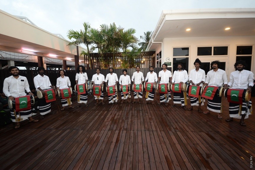 ފީފާ ވޯލްޑް ކަޕް ޓްރޮފީ  ޓުއާ --- ސަން ފޮޓޯ/ މުހައްމަދު އަފްރާހް