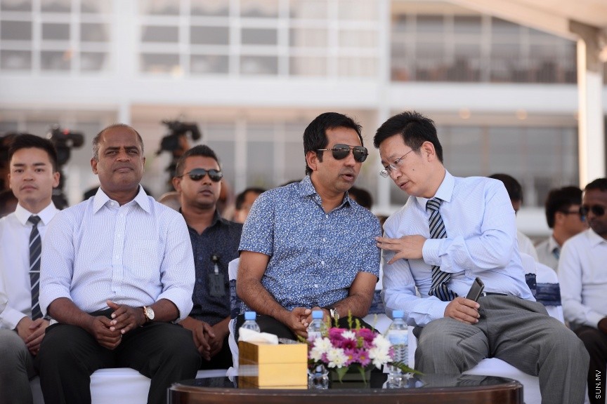 ޖެނުއަރީ 29، 2018: ވެލާނާ އިންޓަނޭޝަނަލް އެއާޕޯޓު ތަރައްގީ ކުރުމަށް ހިންގާ މަޝްރޫއުގެ ތެރޭގައި ހިމެނޭ އާ ސީޕްލޭން ޓާމިނަލްގެ އަމަލީ މަސައްކަތް ފަށުން -- ސަން ފޮޓޯ/ ފަޔާޒު މޫސާ