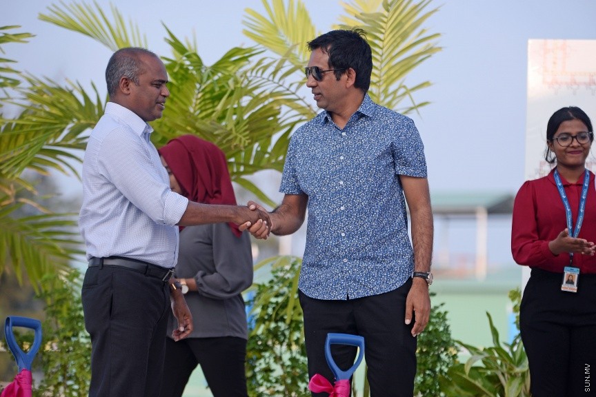 ޖެނުއަރީ 29، 2018: ވެލާނާ އިންޓަނޭޝަނަލް އެއާޕޯޓު ތަރައްގީ ކުރުމަށް ހިންގާ މަޝްރޫއުގެ ތެރޭގައި ހިމެނޭ އާ ސީޕްލޭން ޓާމިނަލްގެ އަމަލީ މަސައްކަތް ފަށުން -- ސަން ފޮޓޯ/ ފަޔާޒު މޫސާ