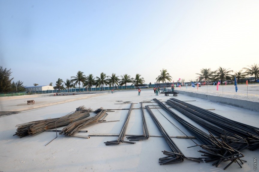 ޖެނުއަރީ 29، 2018: ވެލާނާ އިންޓަނޭޝަނަލް އެއާޕޯޓު ތަރައްގީ ކުރުމަށް ހިންގާ މަޝްރޫއުގެ ތެރޭގައި ހިމެނޭ އާ ސީޕްލޭން ޓާމިނަލްގެ އަމަލީ މަސައްކަތް ފަށުން -- ސަން ފޮޓޯ/ ފަޔާޒު މޫސާ
