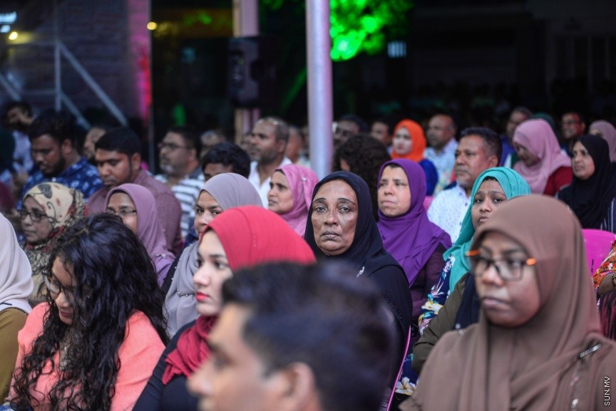 ޖެނުއަރީ 29، 2018: ޕީޕީއެމްގެ ރުމާލު 2 ޖަގަހައިގައި  ބޭއްވި ޖަލްސާގެ ތެރެއިން: މި ޖަލްސާގައި ރައީސް ޔާމީންވެސް ބައިވެރި ވެ ވަޑައިގެންނެވި -- ސަން ފޮޓޯ/ ފަޔާޒު މޫސާ 