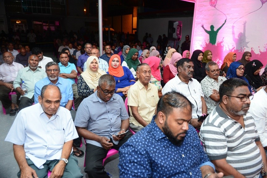 ޖެނުއަރީ 29، 2018: ޕީޕީއެމްގެ ރުމާލު 2 ޖަގަހައިގައި  ބޭއްވި ޖަލްސާގެ ތެރެއިން: މި ޖަލްސާގައި ރައީސް ޔާމީންވެސް ބައިވެރި ވެ ވަޑައިގެންނެވި -- ސަން ފޮޓޯ/ ފަޔާޒު މޫސާ 