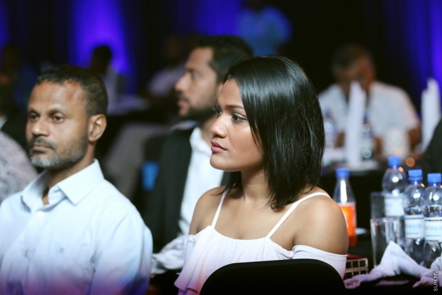 ޖެނުއަރީ 30، 2018: އެލައިޑް އިންޝުއަރަންސްގެ 33 ވަނަ އަހަރީ ދުވަސް ފާހަގަކުރުމަށް ދަރުބާރުގޭގައޮ ބޭއްވި އެލައިޑް ސްޕެޝަލް އިވެންޓުގެ ތެރެއިން -- ސަން ފޮޓޯ/ ފަޔާޒު މޫސާ
