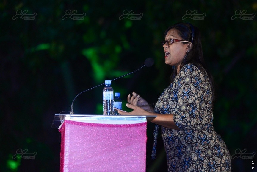  ވެރިކަން ކުރާ ޕާޓީ އިން ވެސްޓް ޕާކް ސަރަހައްދުގައި "ކަނބަލުންގެ ގުޅުން" ނަމުގައި ބޭއްވި ޖަލްސާގެ ތެރެއިން---ސަން ފޮޓޯ/ މުހައްމަދު އަފްރާހް