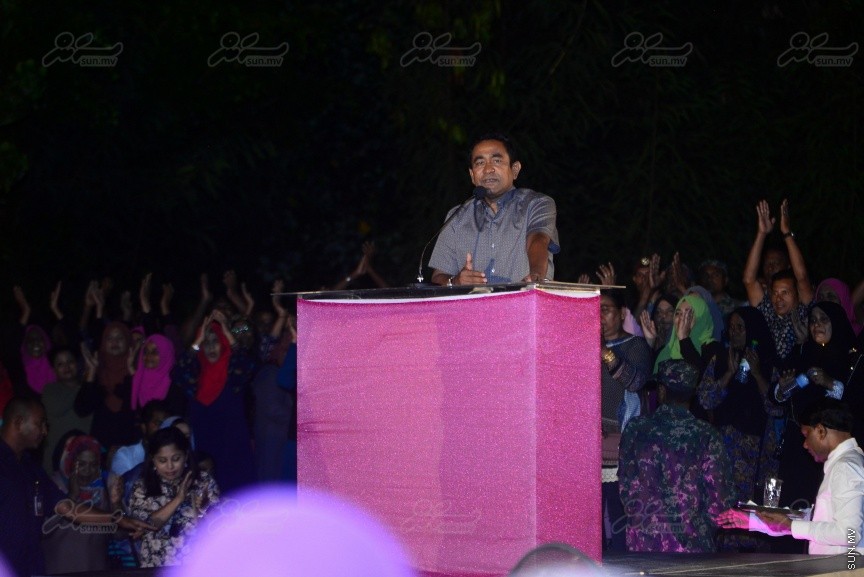  ވެރިކަން ކުރާ ޕާޓީ އިން ވެސްޓް ޕާކް ސަރަހައްދުގައި "ކަނބަލުންގެ ގުޅުން" ނަމުގައި ބޭއްވި ޖަލްސާގެ ތެރެއިން---ސަން ފޮޓޯ/ މުހައްމަދު އަފްރާހް