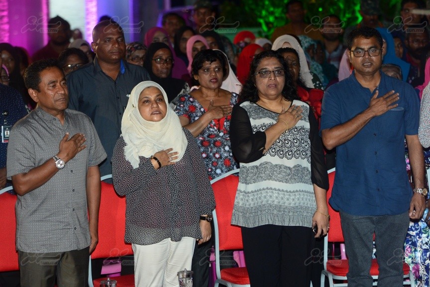  ވެރިކަން ކުރާ ޕާޓީ އިން ވެސްޓް ޕާކް ސަރަހައްދުގައި "ކަނބަލުންގެ ގުޅުން" ނަމުގައި ބޭއްވި ޖަލްސާގެ ތެރެއިން---ސަން ފޮޓޯ/ މުހައްމަދު އަފްރާހް