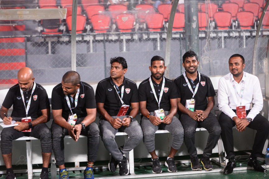 އޭއެފްސީ ކަޕް ޕްލޭ އޯފްގައި ރާއްޖޭގެ ޓީސީއާއި އިންޑިއާގެ ބެންގަލޫރު އެފްސީ ބައްދަލުކުރާ ފުރަތަމަ ލެގު މެޗުގެ ތެރެއިން: ގައުމީ ފުޓްބޯޅަ ދަނޑުގައި މިރޭ ކުޅުނު މެޗު 3-2 ގެ ނަތީޖާއަކުން ކާމިޔާބު ކުރީ   ބެންގަލޫރު އެފްސީ---ސަން ފޮޓޯ/ މުހައްމަދު އަފްރާހް 