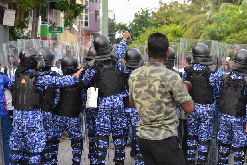 16 ފެބްރުއަރީ 2018: އިދިކޮޅު ފަރާތްތަކުން "ވޯމްއަޕް" ގެ ނަމުގައި މާލޭގައި ކުރިއަށްގެންދާ އެއްވުމުގެ ތެރެއިން --- ސަން ފޮޓޯ/ މުހައްމަދު އަފްރާހް