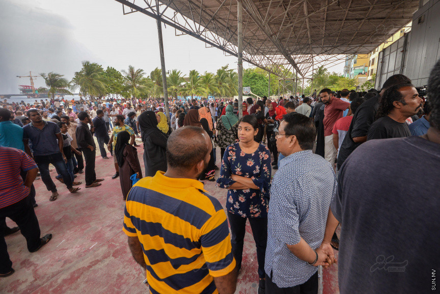 16 ފެބްރުއަރީ 2018: އިދިކޮޅު ފަރާތްތަކުން "ވޯމްއަޕް" ގެ ނަމުގައި މާލޭގައި ކުރިއަށްގެންދާ އެއްވުމުގެ ތެރެއިން --- ސަން ފޮޓޯ/ މުހައްމަދު އަފްރާހް
