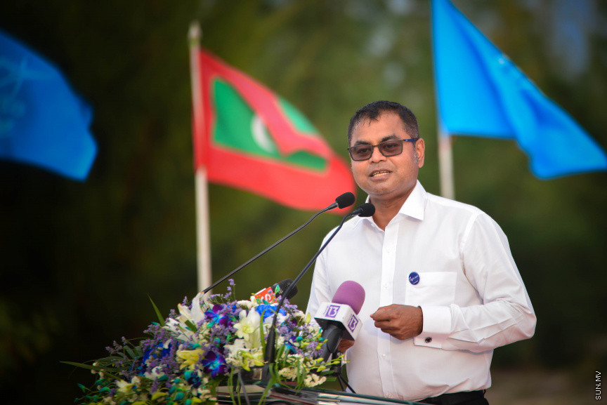 ބޯހިޔާވަހިކަން ފޯރުކޮށްދިނުމަށް ސަރުކާރުން ހިންގާ "ހިޔާ" މަޝްރޫއުގެ ދަށުން އެސްޓީއޯ އިން ހުޅުމާލޭގައި ހަދާ 15 ބުރީގެ ރެޒިޑެންޝަލް ދެ ޓަވަރުގެ ބިންގާ އެޅުމަށް ބޭއްވި ރަސްމިއްޔާތުގެ ތެރެއިން---ސަން ފޮޓޯ/ މުހައްމަދު އަފްރާހް 