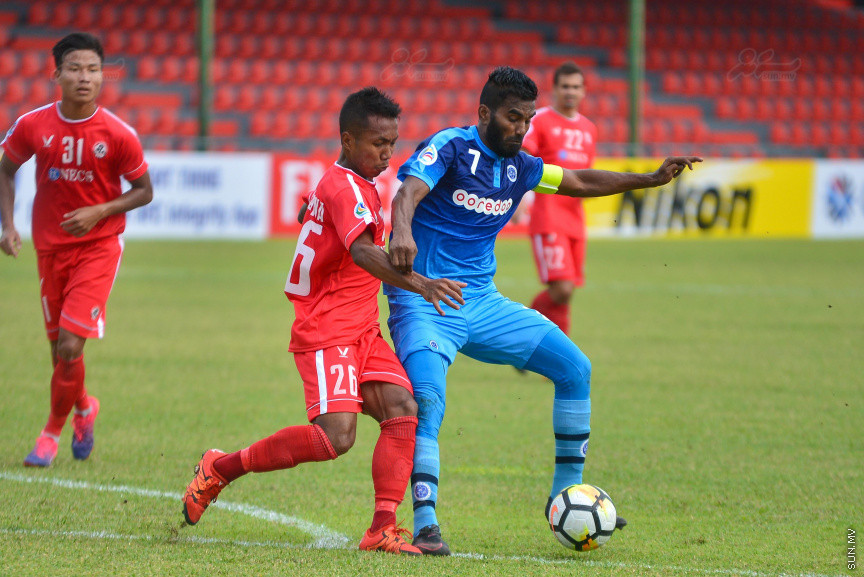 އޭއެފްސީ ކަޕްގެ 'ގްރޫޕް އީ'ގައި ރާއްޖޭގެ ނިއު ރޭޑިއަންޓް ސްޕޯޓްސް ކްލަބާއި އިންޑިއާގެ އައިޒޯލް އެފްސީ ބައްދަލުކުރި މެޗުގެ ތެރެއިން: 3-1ގެ ނަތީޖާއަކުން މެޗު ކާމިޔާބް ކުރީ ނިއު ރޭޑިއަންޓް ސްޕޯޓްސް ކްލަބް---ސަން ފޮޓޯ/ މުހައްމަދު އަފްރާހް 